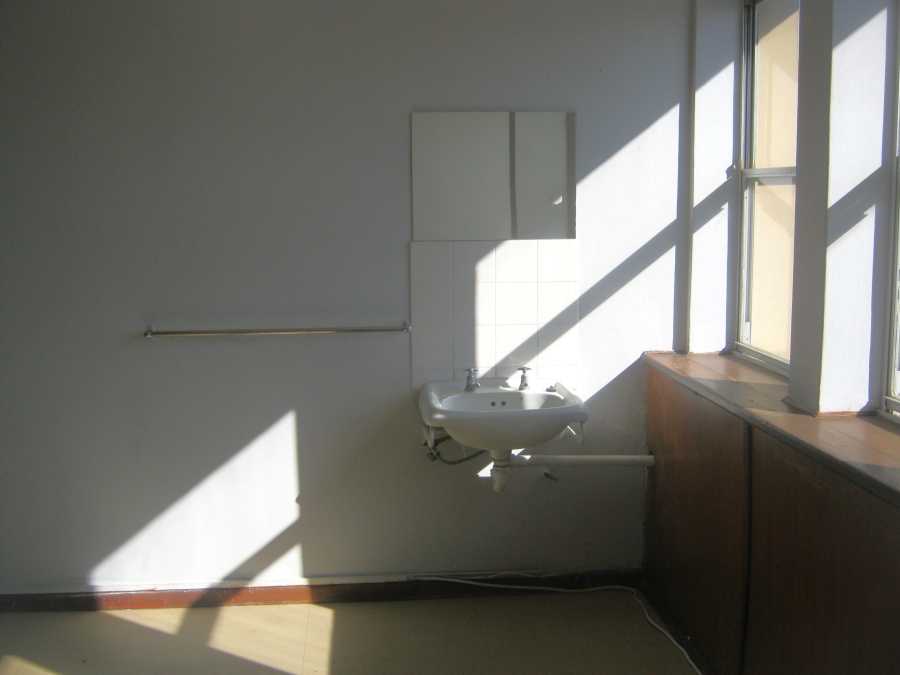 To Let 1 Bedroom Property for Rent in Strand Central Western Cape